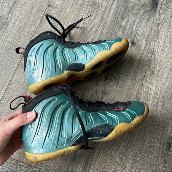 Nike Air Foamposite One Gone Fishing Sneakers size 6Y