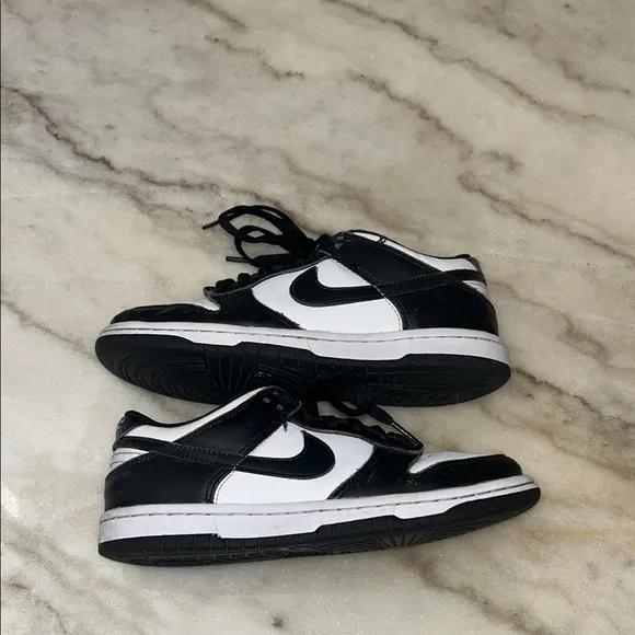 Nike Kids Sneakers Black and White